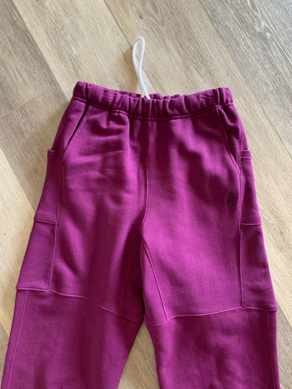 FP Movement Top Score Barrel Sweatpants NWT Mulberry Fuchsia - Picture 7 of 9